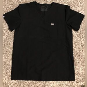 Figs men’s medium 2 pocket scrub top
